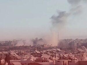 قسد تستهدف فريق الإخبارية بقذائف الهاون والمدفعية في حي الشيخ مقصود بحلب