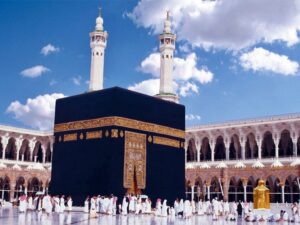 وزارة الحج والعمرة تسهّل إجراءات العمرة لجميع حاملي التأشيرات