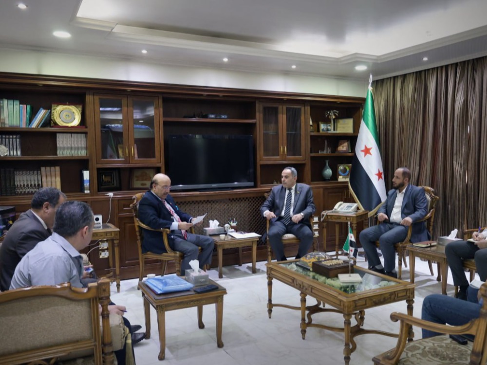 وزير الزراعة يبحث مع سفير البحرين تبادل الخبرات وتحديث الاتفاقيات الاستثمارية