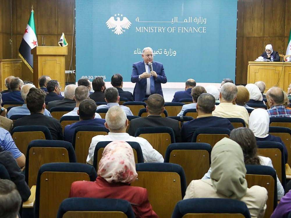 وزير المالية يناقش قانون الإصلاح الضريبي الجديد مع غرف التجارة