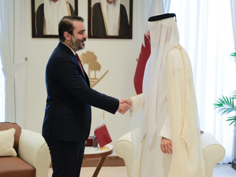 وزير الخارجية والمغتربين يبحث مع نظيره القطري استمرار التعاون الاقتصادي