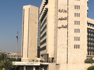 وزارة التعليم العالي تصدر قرارات بافتتاح كليات جديدة وإيقاف القبول في أخرى