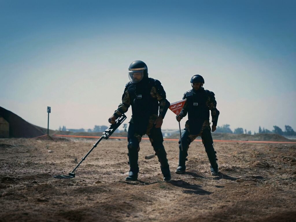 الجيش السوري يزيل أكثر من 4 آلاف لغم في مدينة تدمر بريف حمص