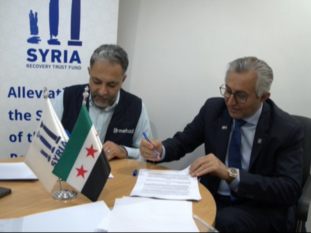 توقيع اتفاقية مع منظمة "مهاد" لتمويل المرحلة الخامسة من المشروع الصحي بدير الزور