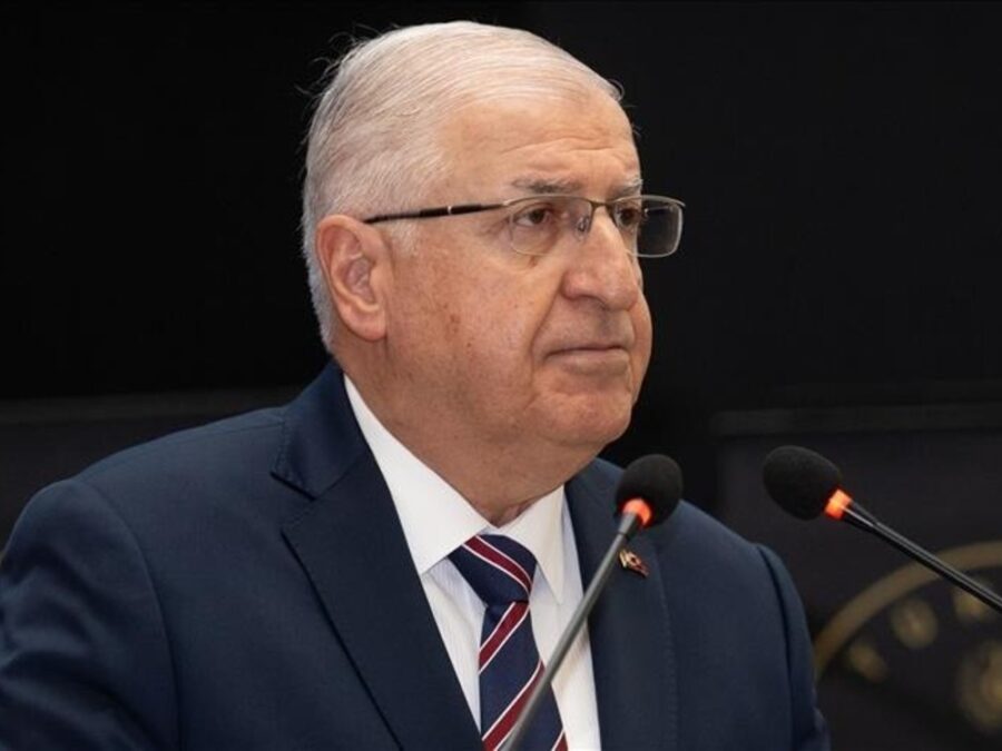 تركيا تدعو التنظيمات المسلحة في سوريا لتسليم أسلحتها فوراً