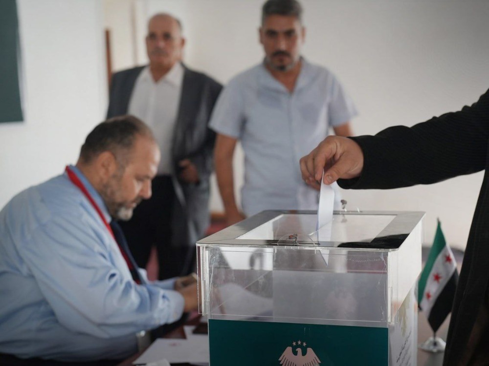 نوار نجمة: بدء فرز الأصوات في المراكز الانتخابية والنتائج الأولية ستصدر بعد ظهر اليوم