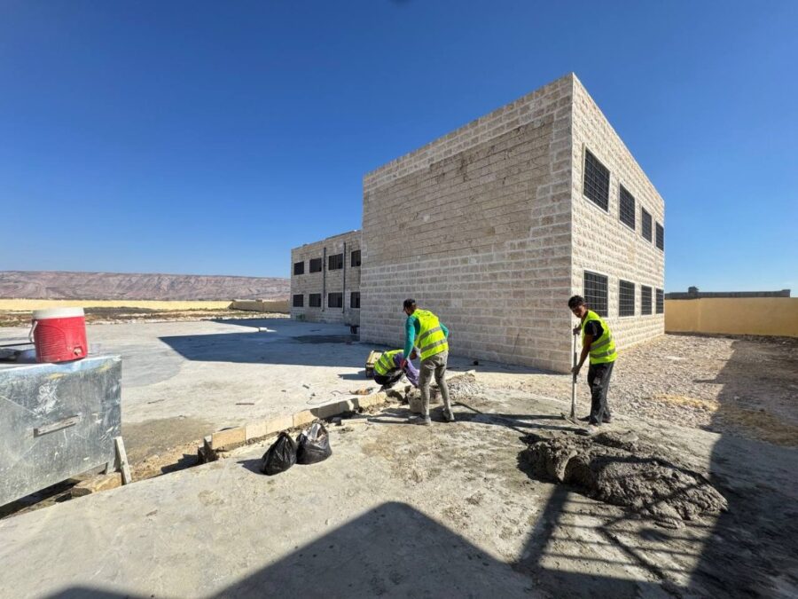 البدء بأعمال ترميم 17 مدرسة في ريف حماة