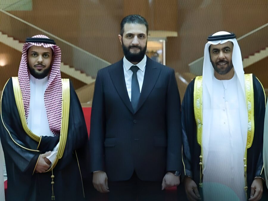 الرئيس الشرع يستقبل رجال أعمال ومستثمرين خليجيين