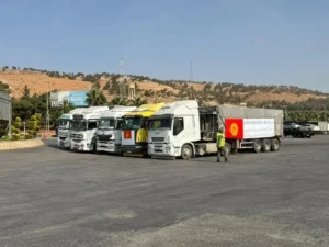 قيرغيزستان ترسل أكثر من 150 طناً من المساعدات إلى سوريا