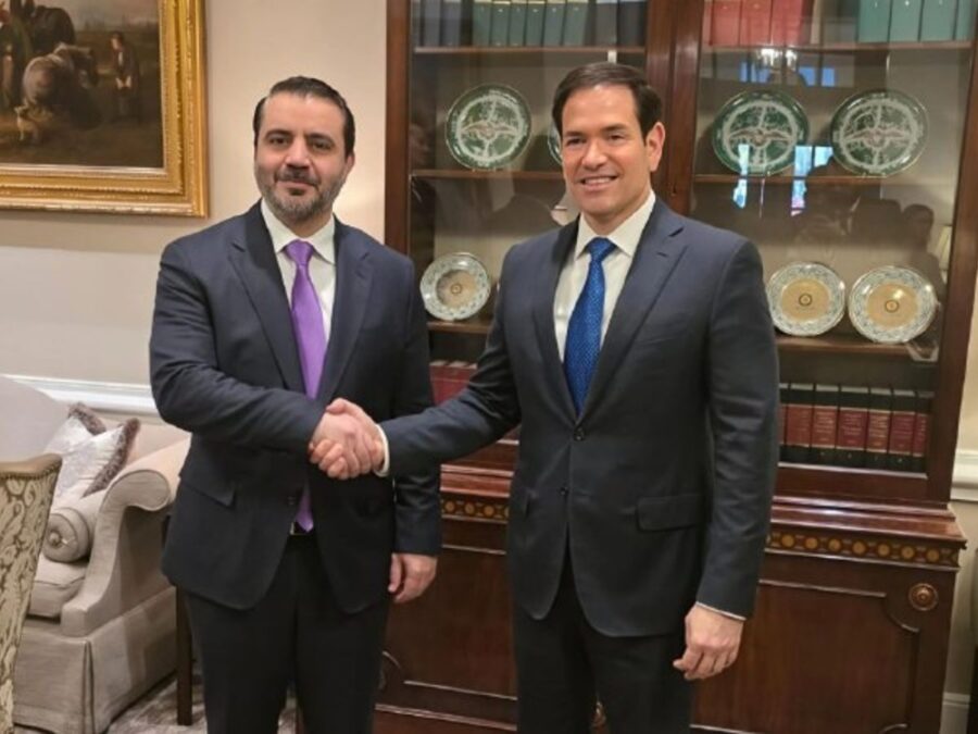 واشنطن ترفع جميع الإجراءات القانونية المفروضة سابقاً على السفارة السورية