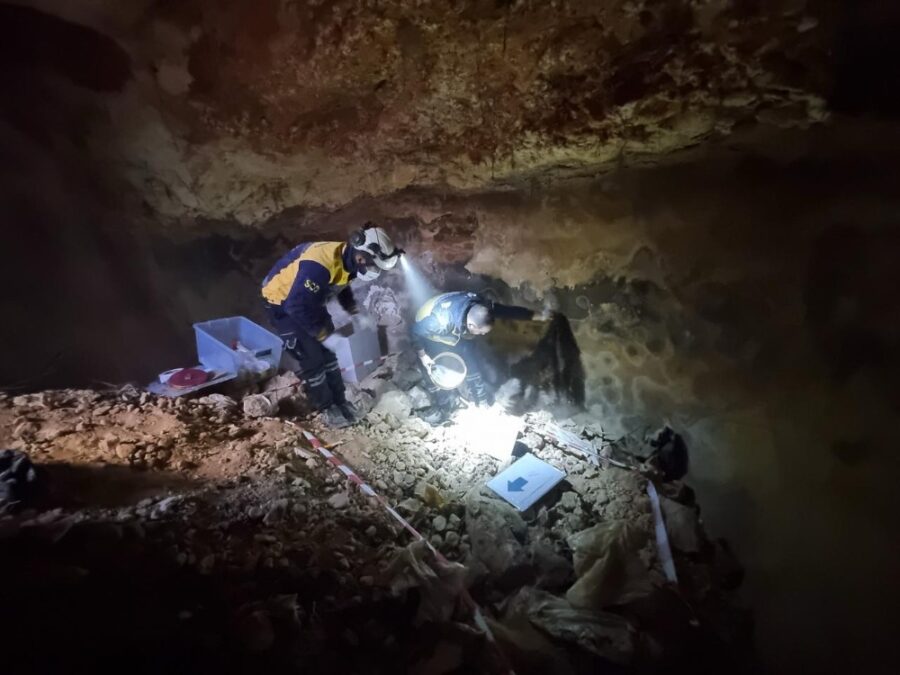 الدفاع المدني يستجيب لبلاغ وجود رفات بشرية في ريف حلب