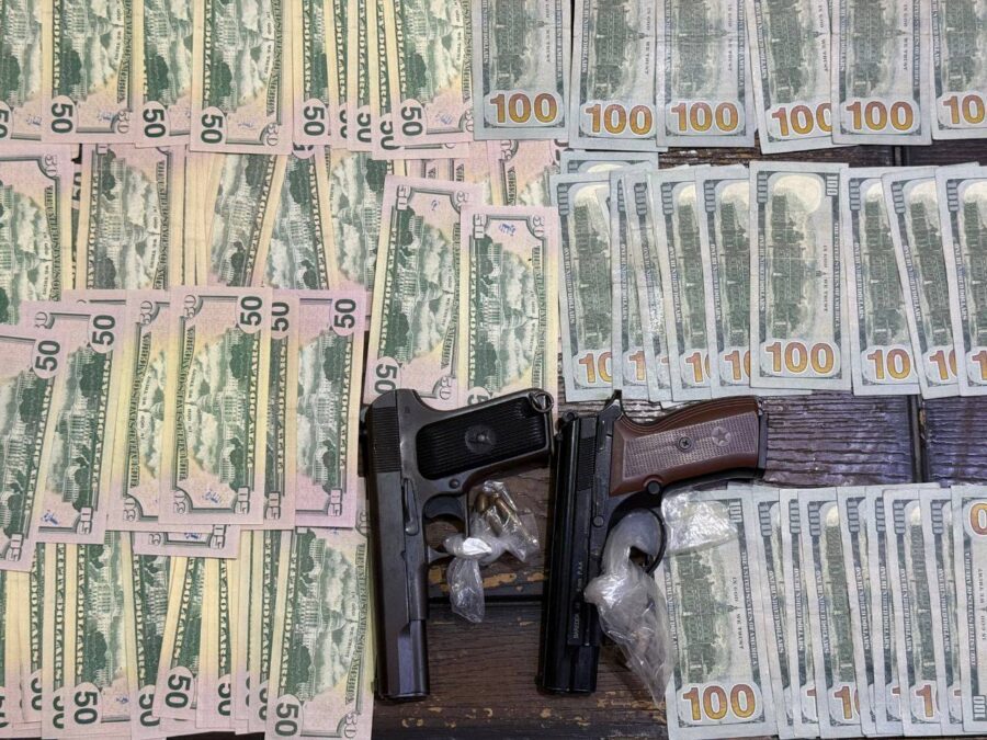 حلب.. المباحث الجنائية تلقي القبض على شبكة تمتهن تزوير العملة الأجنبية