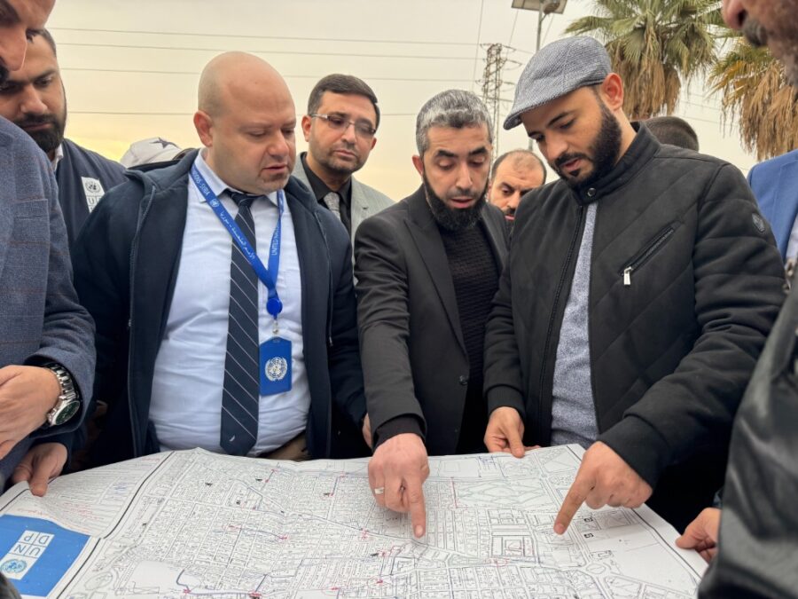 حلب.. بدء تنفيذ مشروع تعاون مشترك لترحيل الأنقاض وتأهيل المدينة