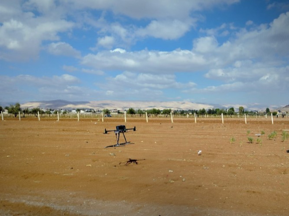 وزارة الطوارئ تُجري تجربة على "درون" ألمانية لكشف الألغام