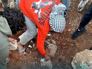 العثور على 4 مقابر جماعية في شارع الستين شمال حمص