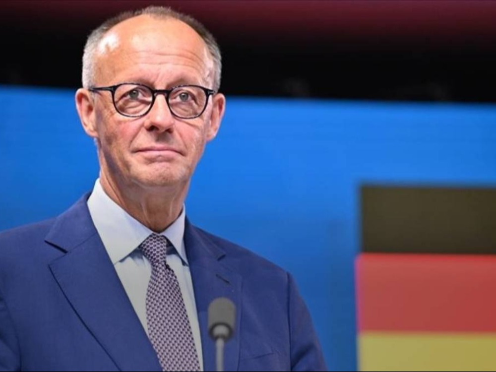 لبحث ملفات الترحيل.. المستشار الألماني "ميرتس" يدعو الرئيس الشرع لزيارة برلين