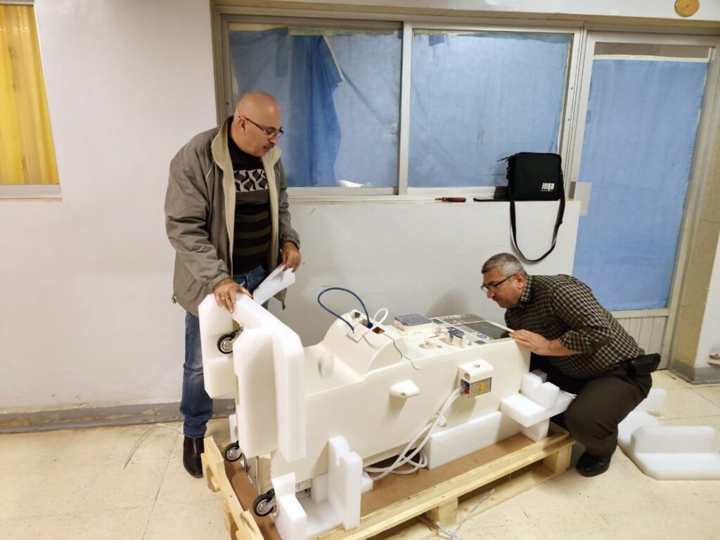 تزويد مشفى الجولان الوطني بثلاثة أجهزة غسيل كلى حديثة