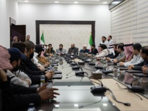 محافظة حمص تعقد اجتماعاً طارئاً لبحث التوترات الأمنية وتعزيز الاستقرار