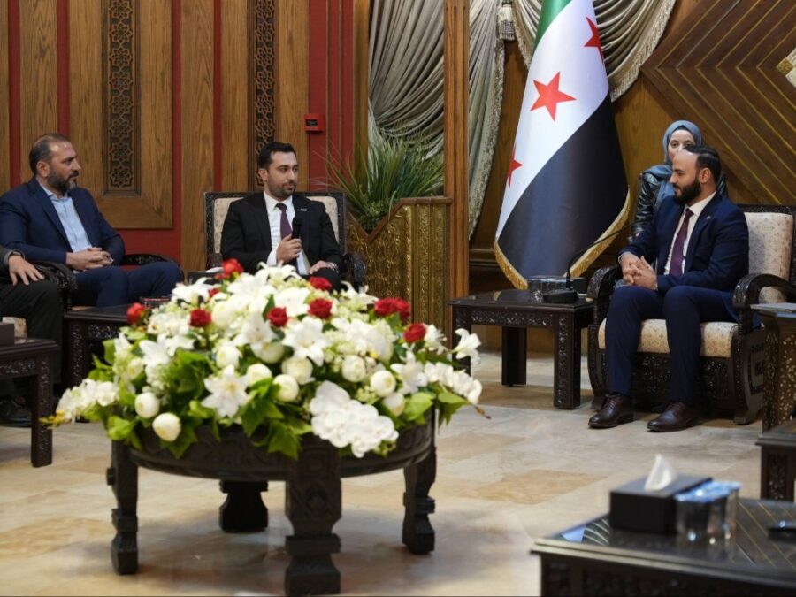 محافظ حلب يناقش مع وفد "موصياد" التركي سبل تعزيز التعاون الاقتصادي