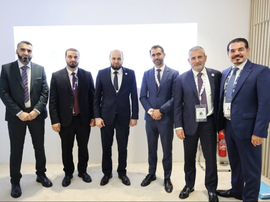 وزير الطاقة يبحث التعاون مع شركتي "Chevron" و"Total" في أبوظبي