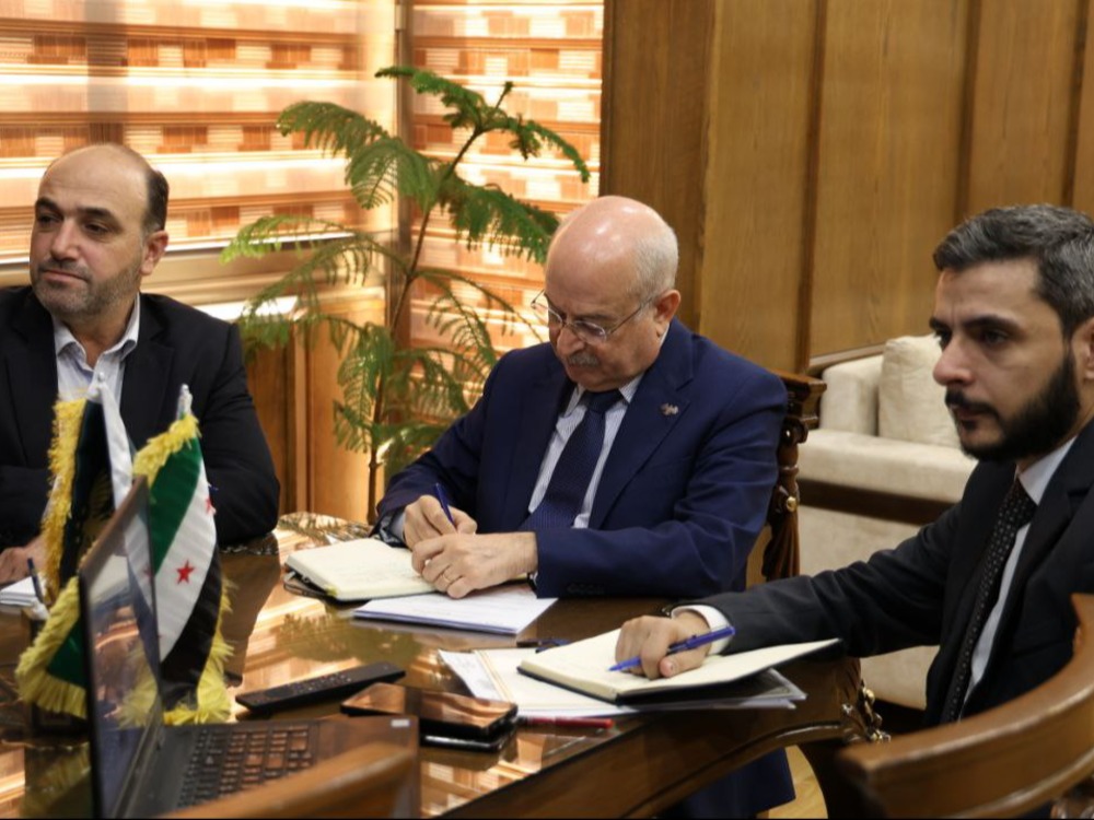 وزير النقل يبحث مع شركة ألمانية رفع قدرة خط الفوسفات إلى 4.3 ملايين طن سنوياً