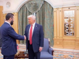 انطلاق الاجتماع بين الرئيس الشرع ونظيره الأمريكي