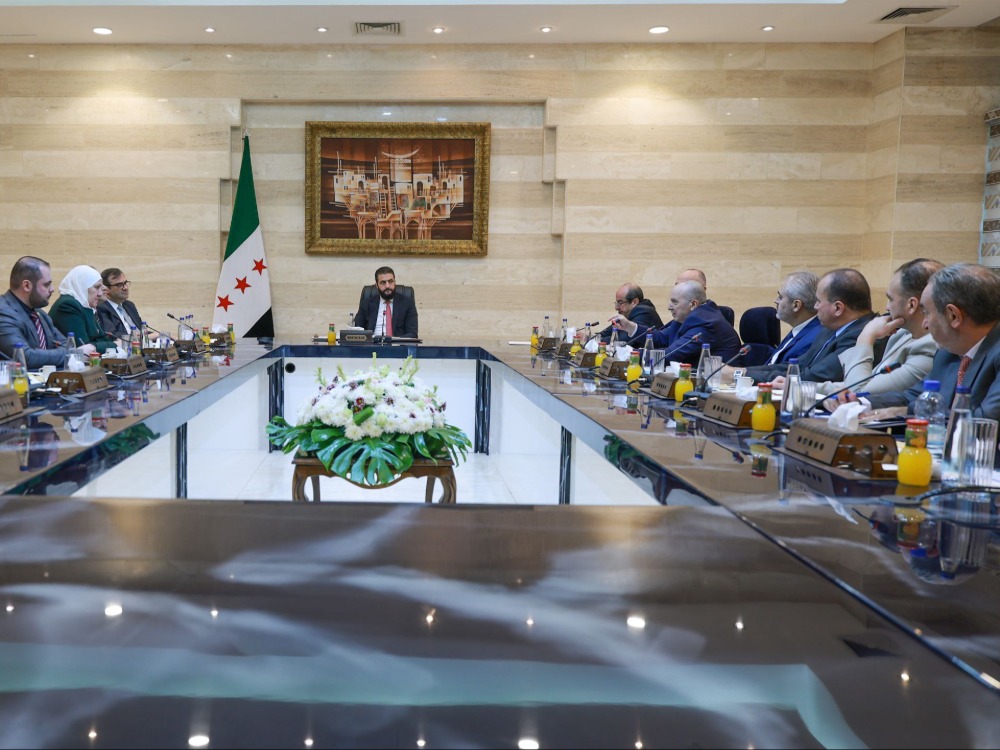 الرئيس الشرع يعقد اجتماعاً مع مديري المصارف الخاصة