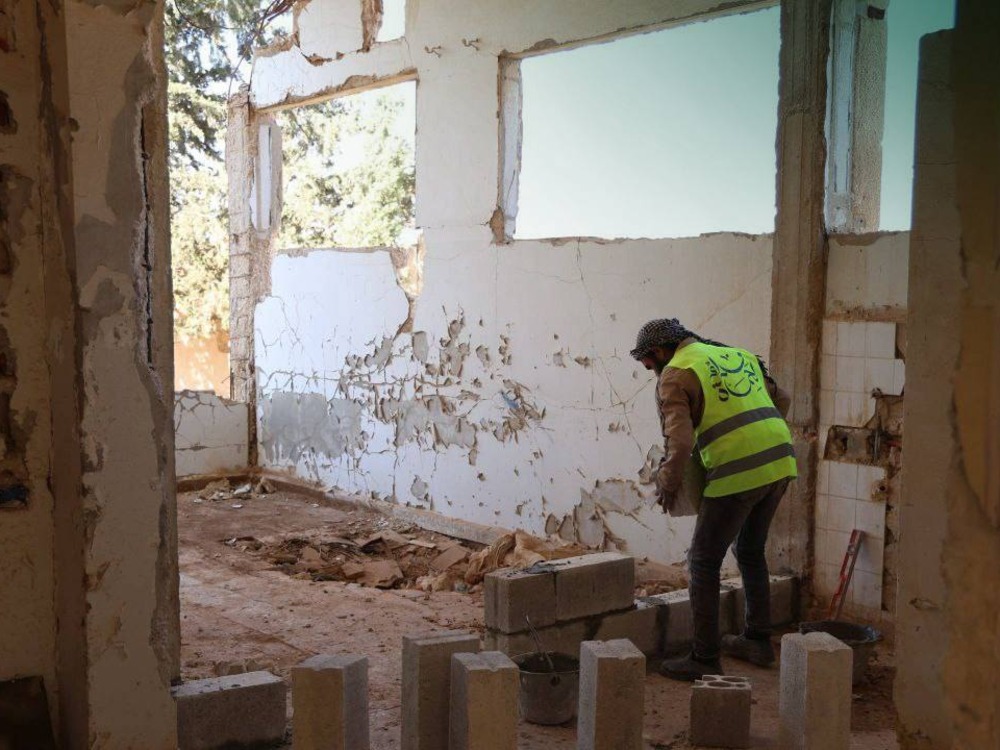 ضمن مبادرة "فداء لحماة".. المحافظ يطلق سلسلة مشاريع خدمية بالريف الشرقي