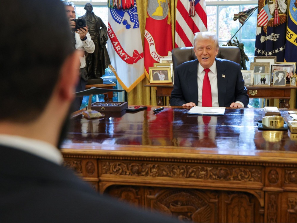 وزارة الخارجية: الرئيس ترامب أبدى استعداده لدعم القيادة السورية