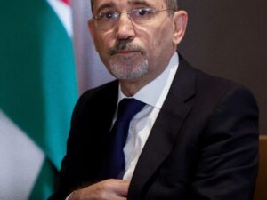 الخارجية الأردنية تدين العدوان الإسرائيلي على سوريا وتصفه بالـ"غير مبرر"