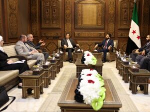 وزارة الداخلية والمصرف المركزي يبحثان تعزيز الاستقرار المالي ومكافحة غسل الأموال