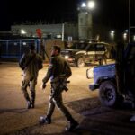 جيش الاحتلال الإسرائيلي ينصب حاجزاً مؤقتاً في ريف القنيطرة الجنوبي