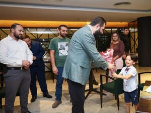 الرئيس الشرع يلتقي أبناء الجالية السورية في بيليم البرازيلية