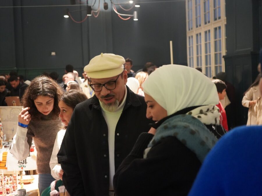 لدعم التعليم في سوريا.. مبادرة أبجد تنظم بازاراً خيرياً في ألمانيا