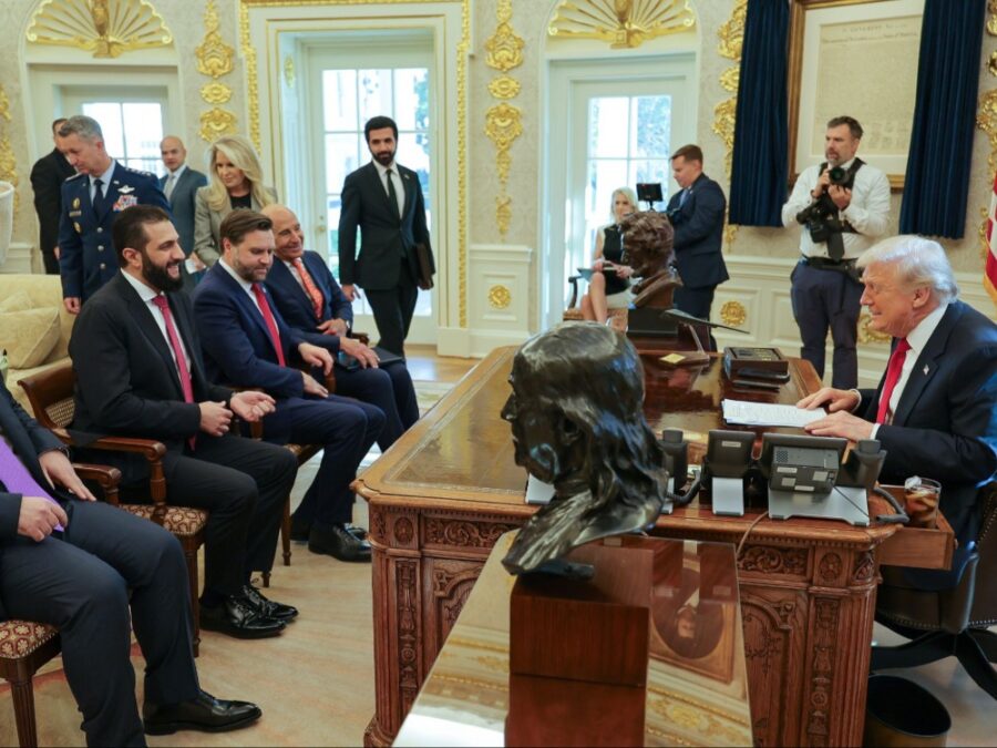 ترمب: الرئيس الشرع قائد قوي وأنا على وفاق معه