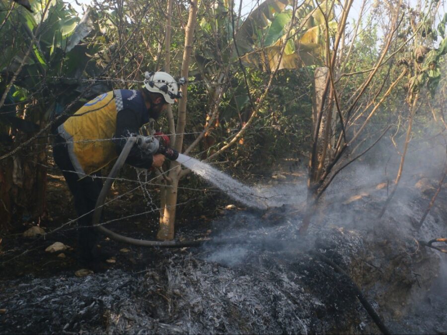 الدفاع المدني يعمل على إخماد 3 حرائق حراجية وزراعية في طرطوس