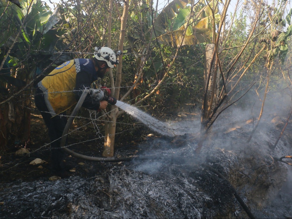 الدفاع المدني يعمل على إخماد 3 حرائق حراجية وزراعية في طرطوس