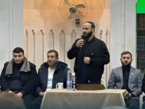 محافظ حلب يقدم العزاء لضحايا قصف قسد ويؤكد: استهداف المدنيين انتهاك صارخ