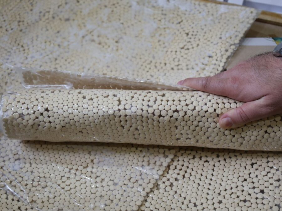 مكافحة المخدرات في حماة تحبط تهريب مواد مخدرة متجّهة إلى السعودية