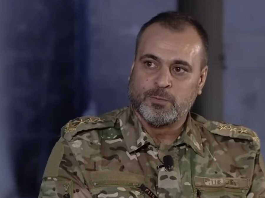 قائد الفرقة 74 للإخبارية: نقل معركة ردع العدوان باتجاه الجنوب قراراً استراتيجياً