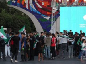 حفاظاً على سلامتهم.. محافظة دمشق تطلب من الأهالي عدم التوجه إلى ساحة الأمويين