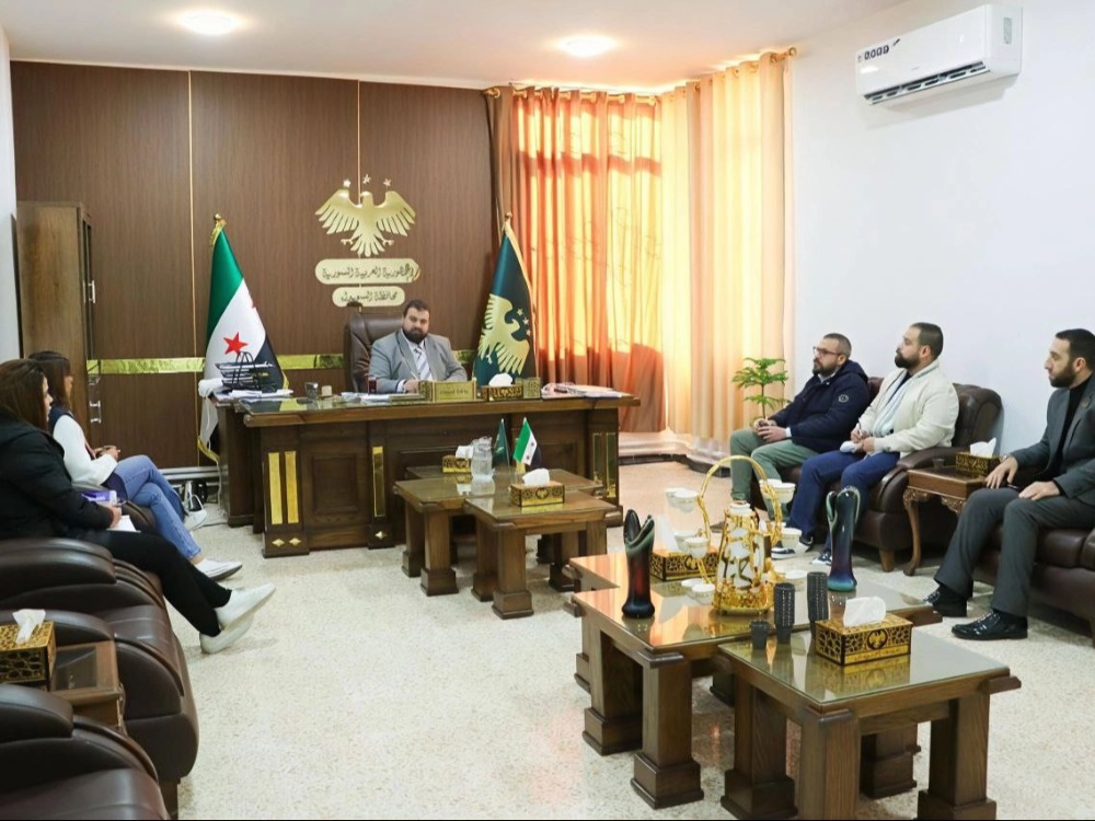 محافظ السويداء يبحث مع الأمم المتحدة استمرارية عملها وتقديم الخدمة للمواطنين