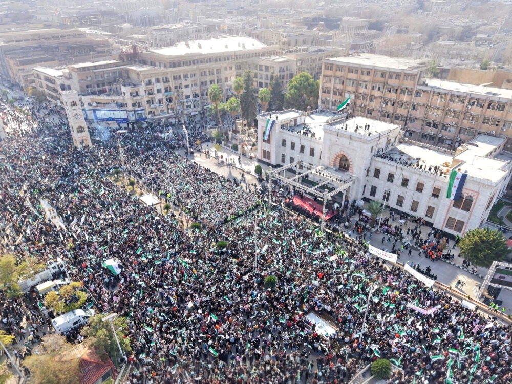 حماة تعيد سيرتها الأولى وتسجّل أكبر فعالية شعبية منذ 2011