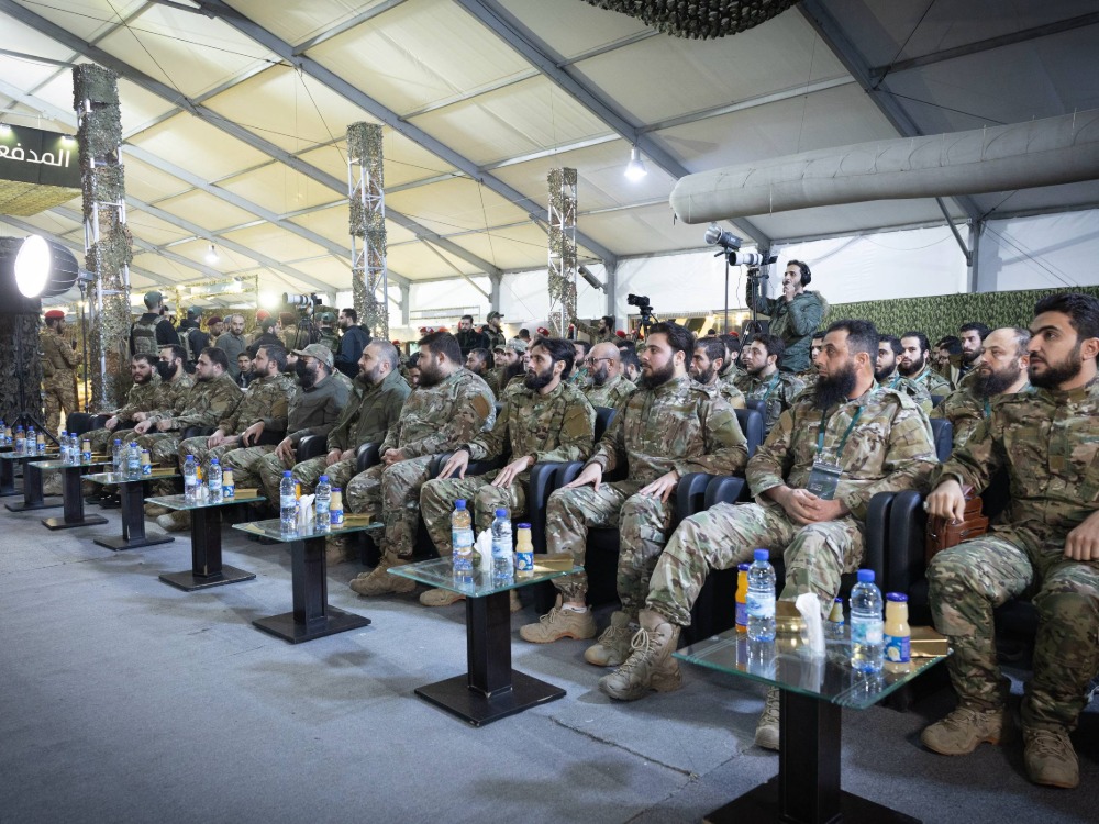 بحضور وزير الدفاع.. اختتام فعاليات المعرض العسكري للثورة السورية