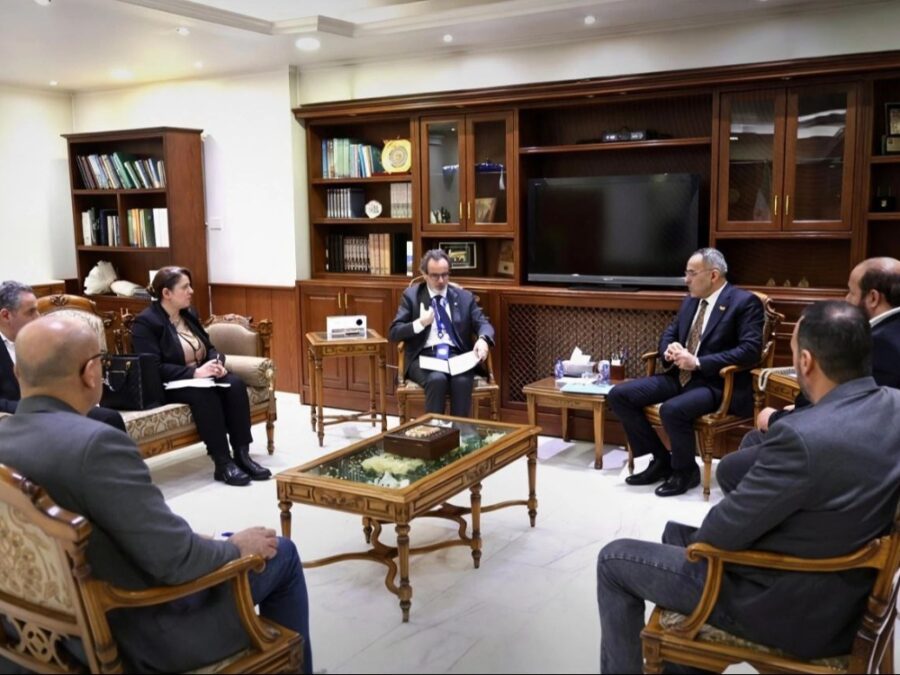 وزير الزراعة يبحث مع “فاو” أولويات المرحلة المقبلة وتحصين الثروة الحيوانية