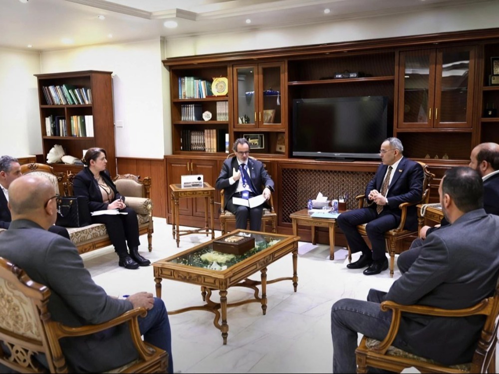 وزير الزراعة يبحث مع “فاو” أولويات المرحلة المقبلة وتحصين الثروة الحيوانية