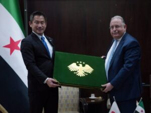 وزير المالية يبحث مع نائب وزير الخارجية الياباني سبل التعاون المشترك