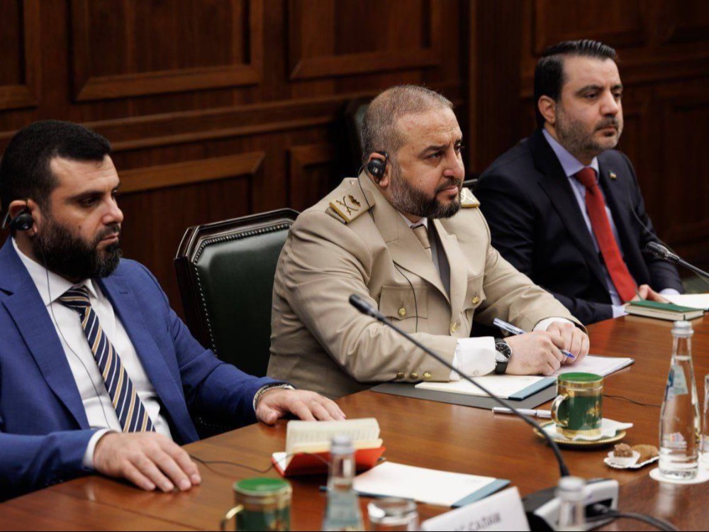 وزيرا الخارجية والدفاع يصلون إلى العاصمة موسكو لإجراء مباحثات مع الروس