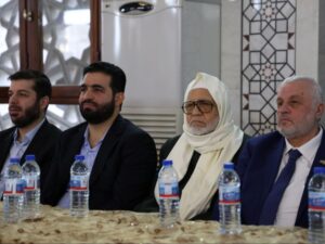 وزارة الأوقاف تعقد اجتماعاً موسعاً لبحث دور المساجد في ترسيخ الاستقرار والوعي المجتمعي