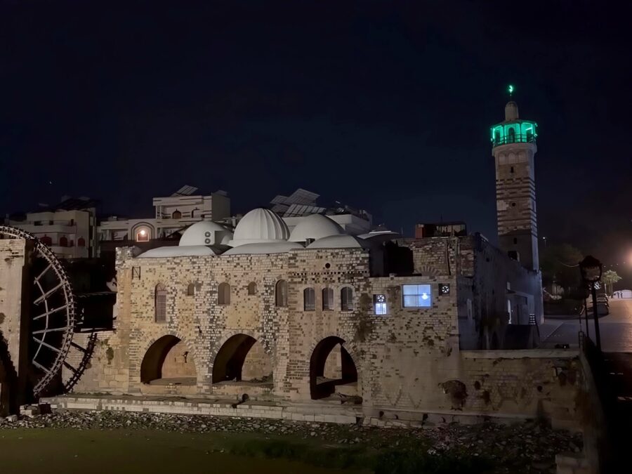 تكبيرات النصر تصدح في مساجد سوريا مع فجر ذكرى يوم التحرير